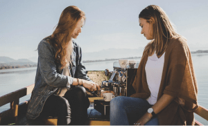 How to identify a fake friend